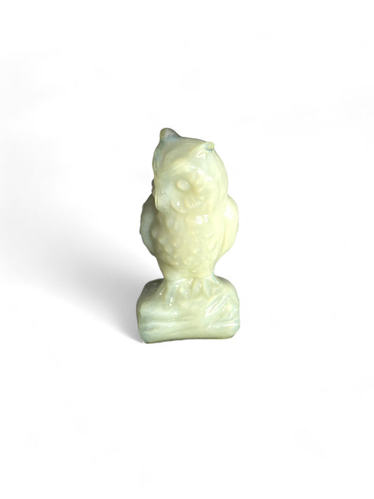 Vintage Boyd Glass Owl Pale Yellow